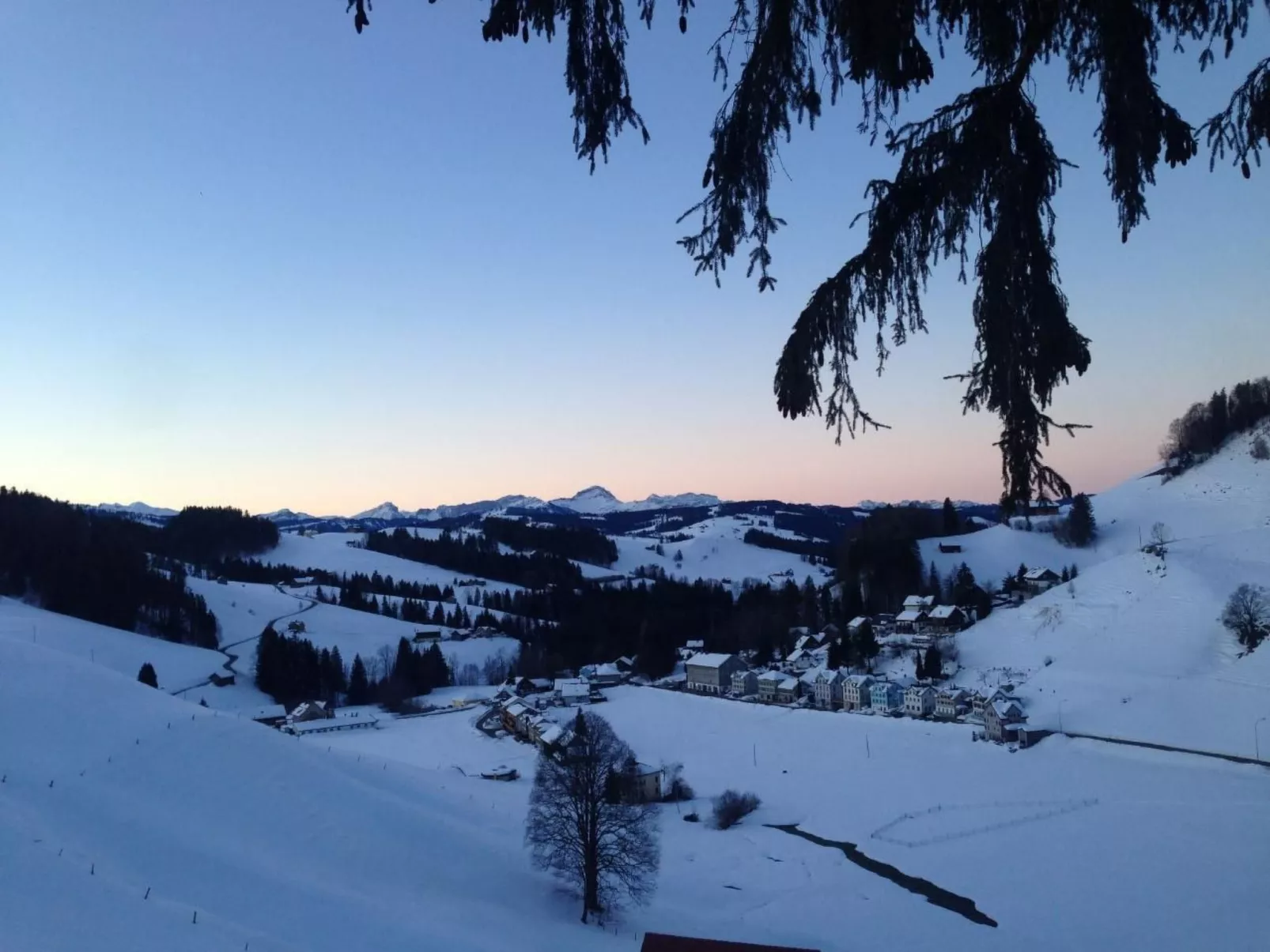 Sonnige Maisonette-Dehors