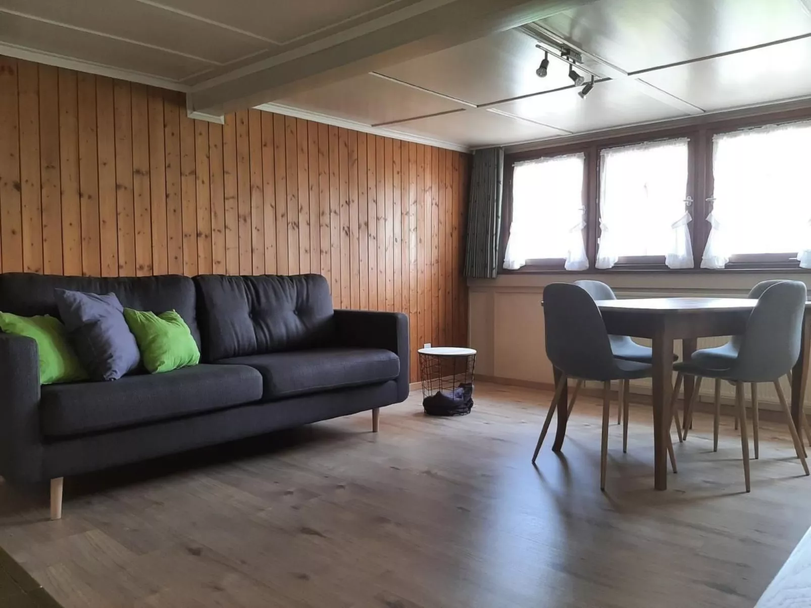 Auf dem Bauernhof-Dedans