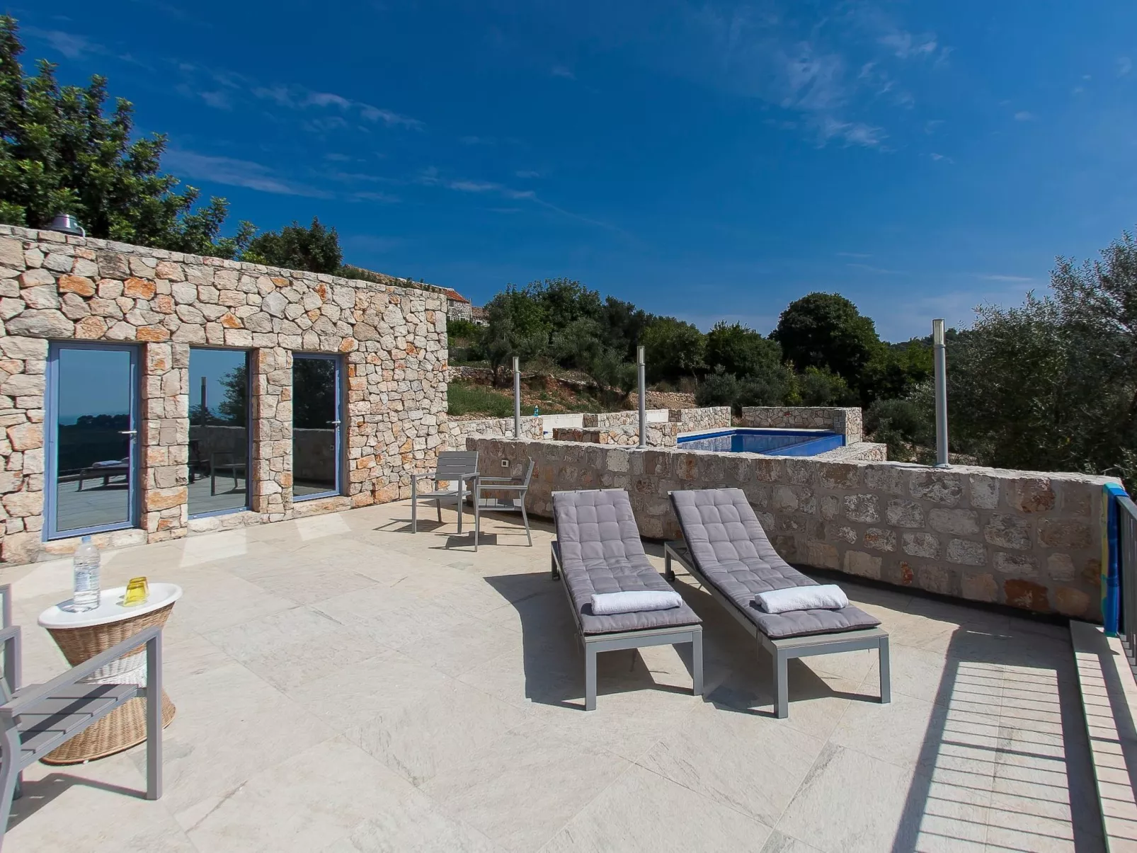 Villa Ella mit Infinity-Pool-Dehors