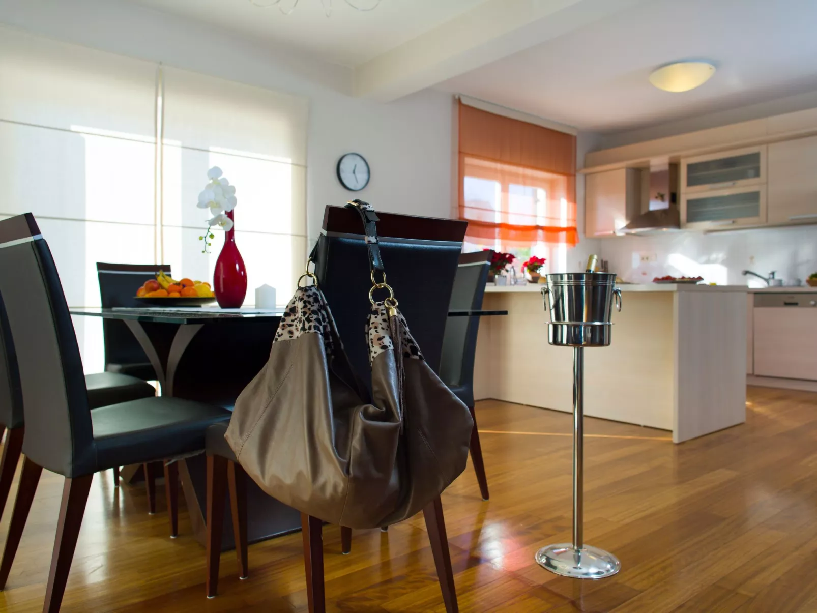 Ferienvilla mit Garten, Grill und Terrasse-Dedans