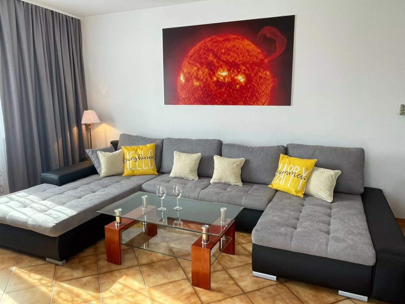 Appartement mit zwei Terrassen mit Meerblick-Drinnen