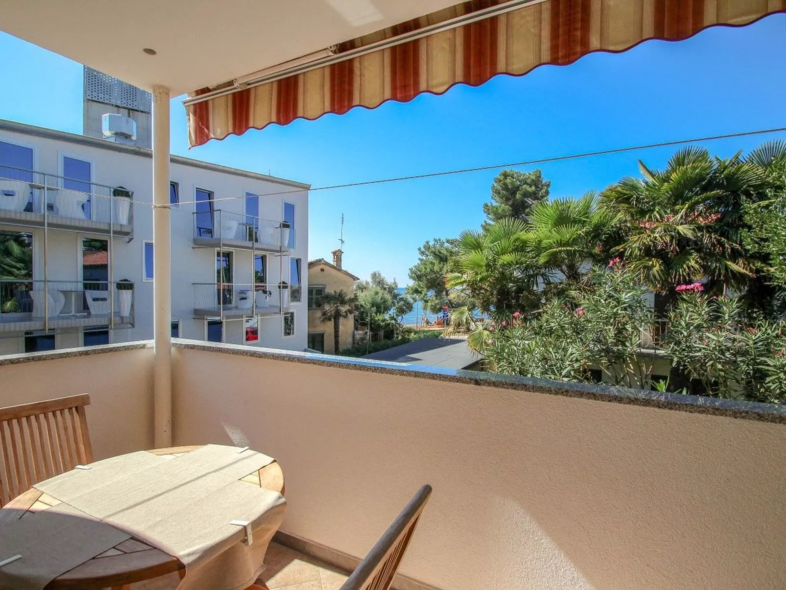 Wohnung direkt am Strand-Dehors