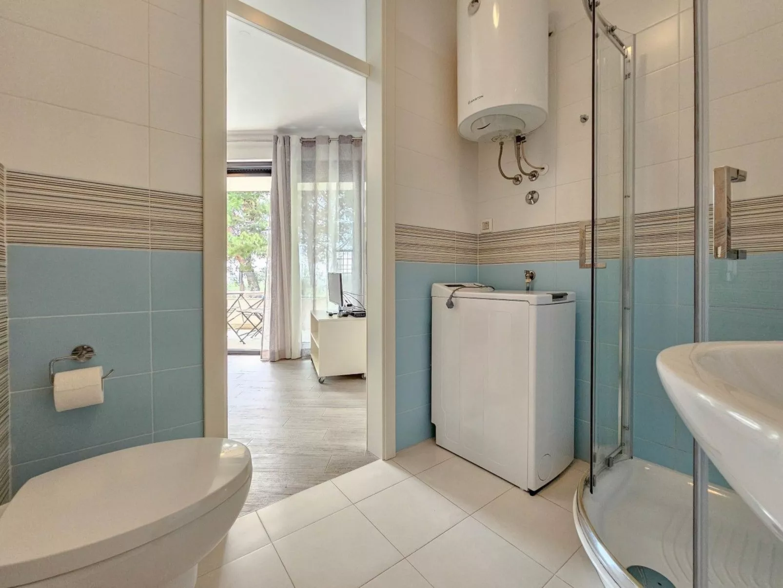 Wohnung "Nicoletta" mit Balkon-Dedans