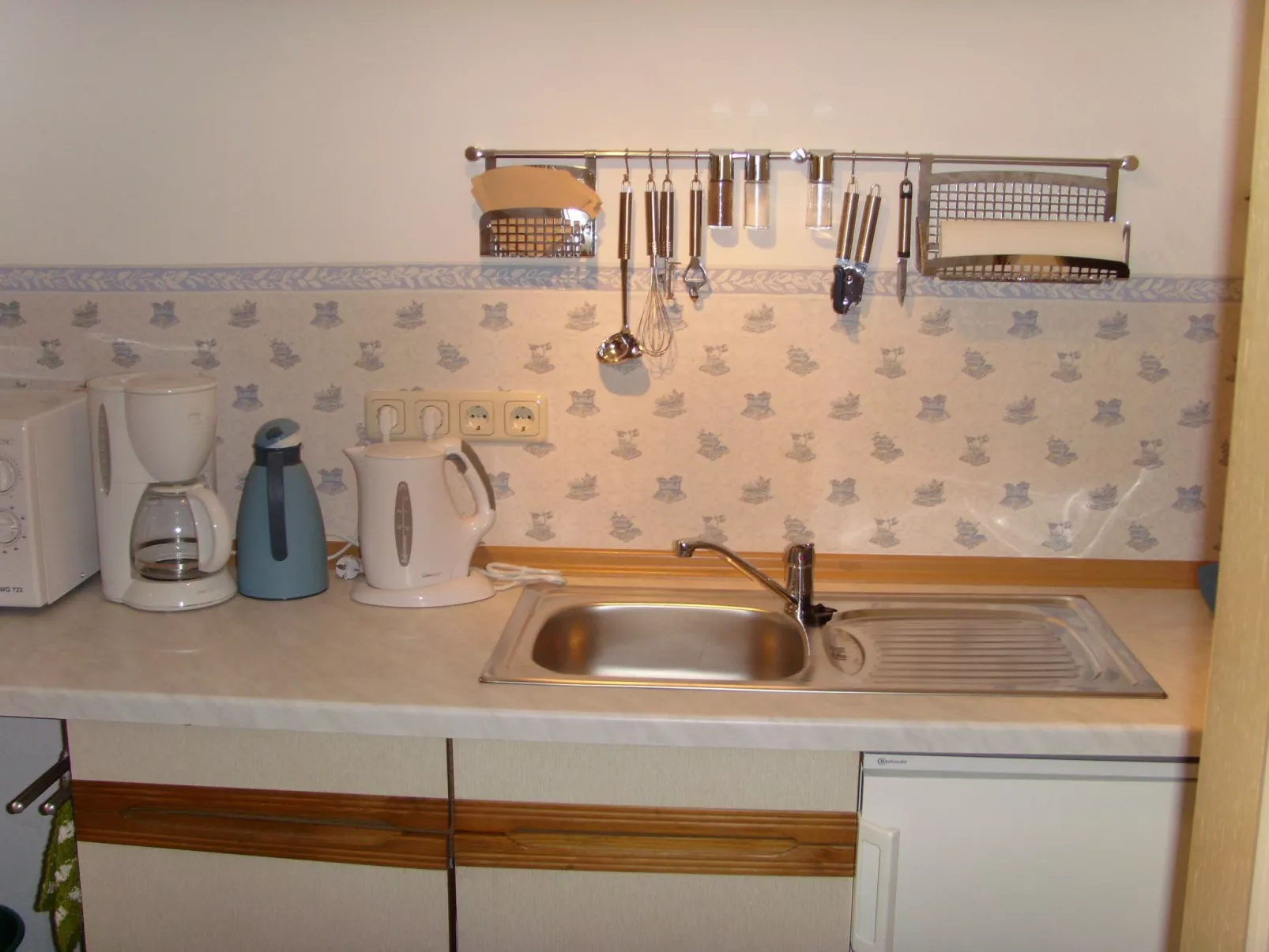 Mit Blick zur Wallfahrtskirche-Inside