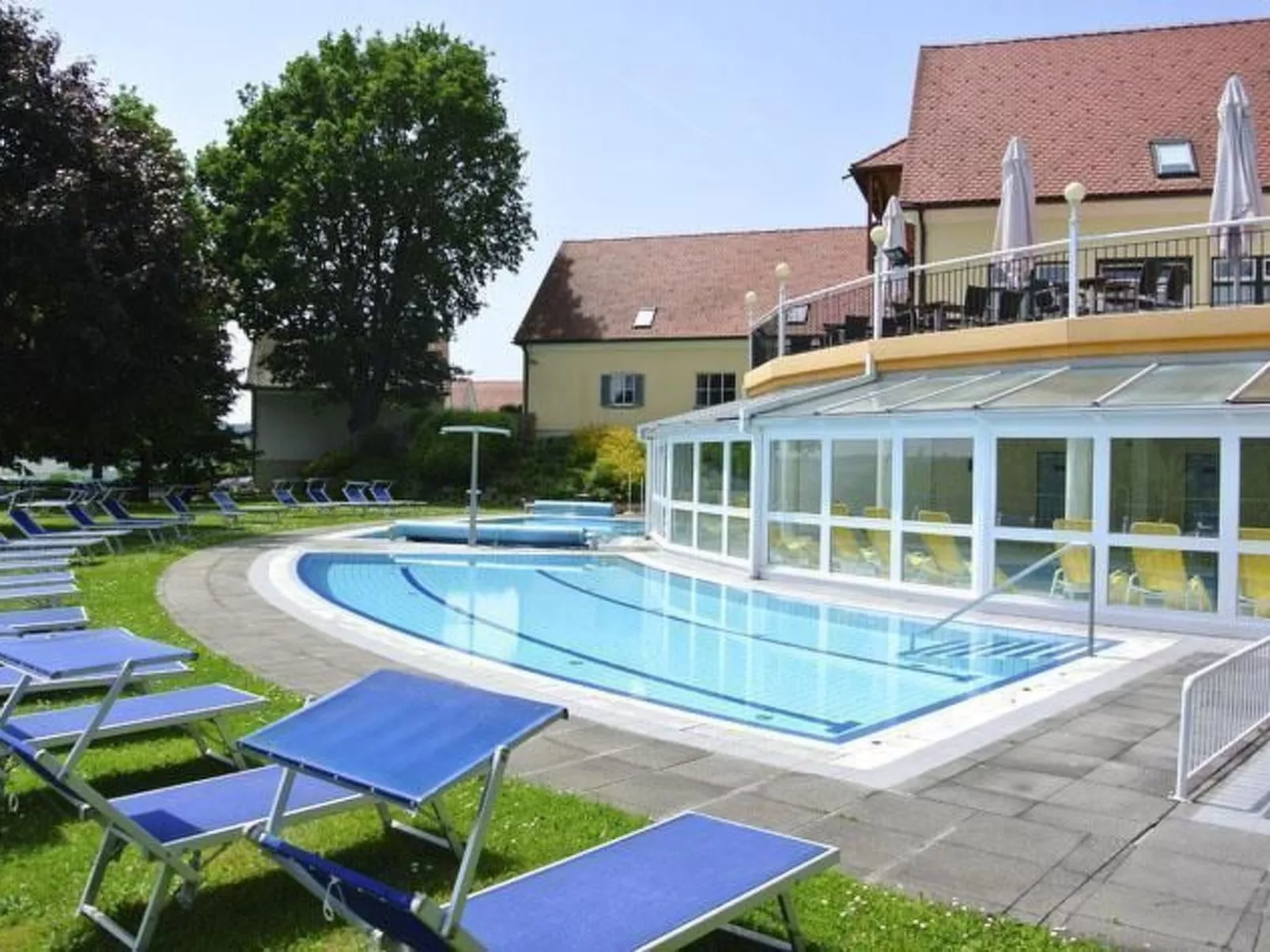 Thermen Apartment-Outside