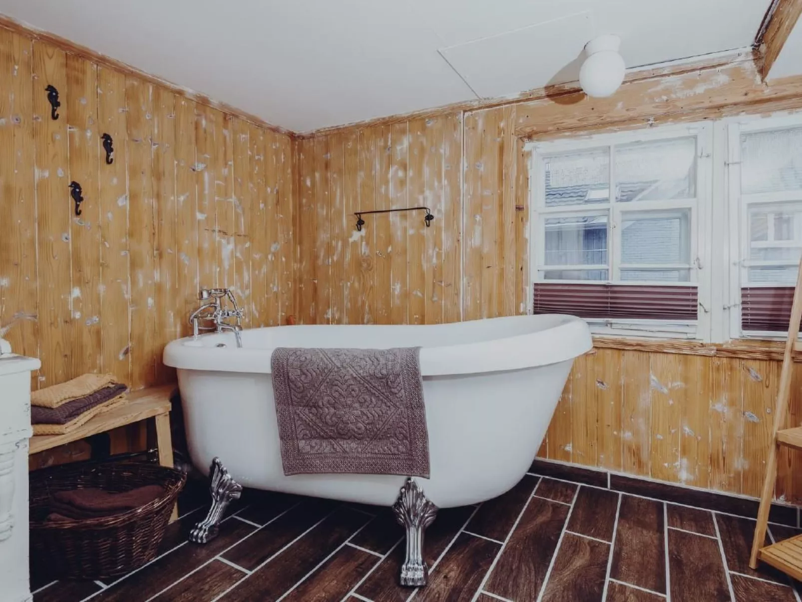 Lindeli-Image-tags.info