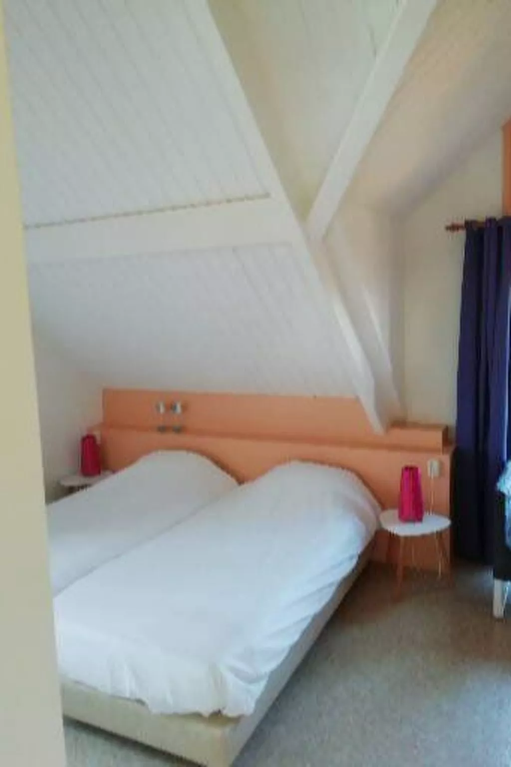 Einmalige, ruhige Ferienvilla im Grünen-Dedans