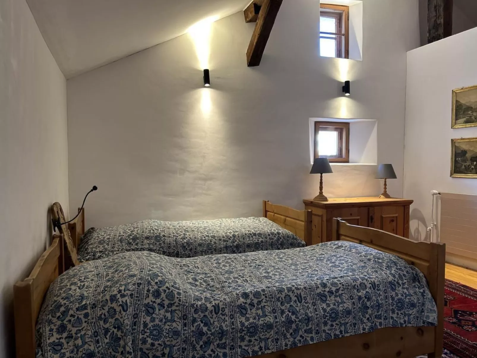 Chesa Delfins-Inside