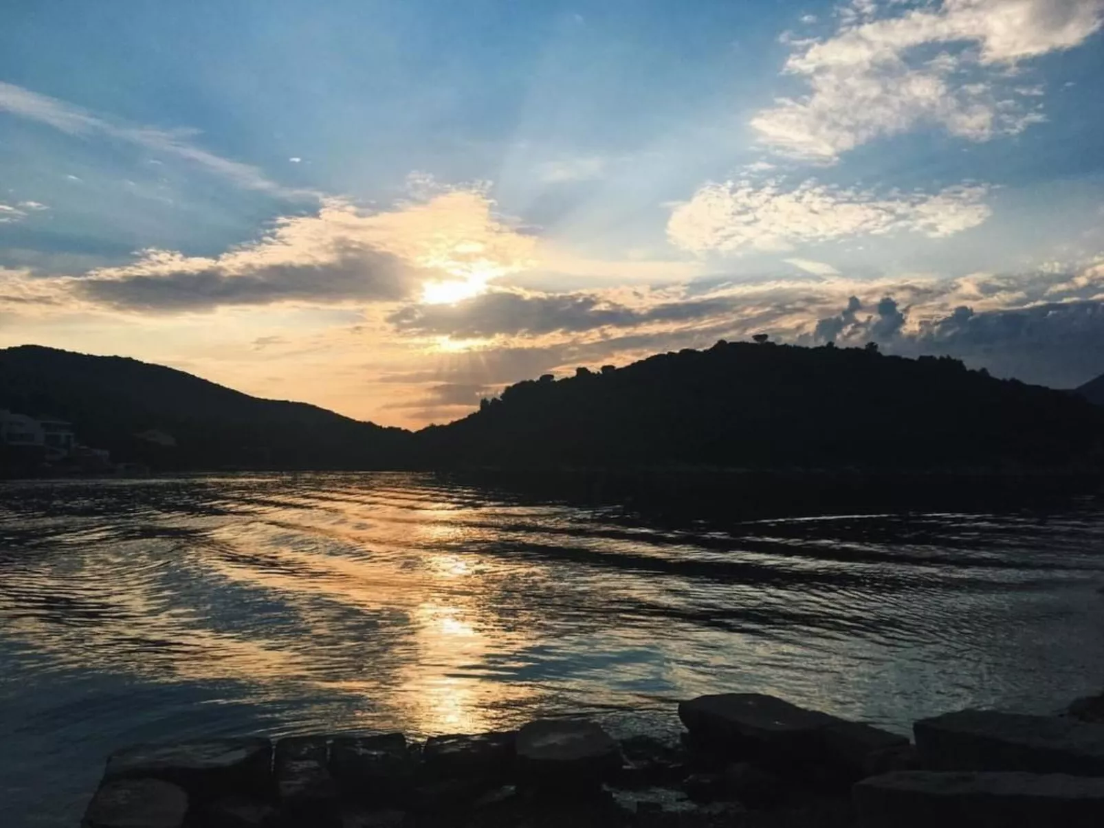 "Kastil" mit privatem Pool-Outside