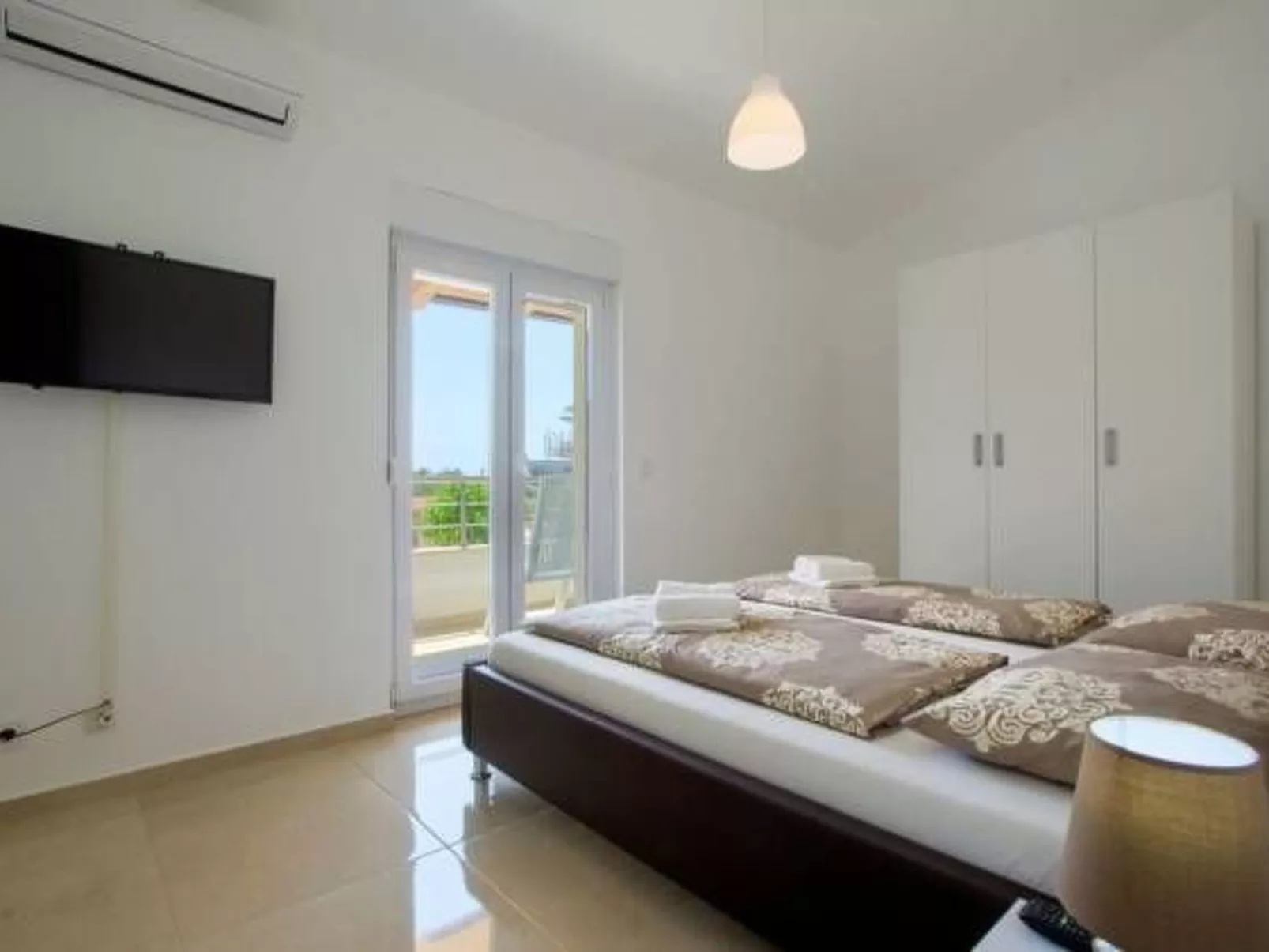 Mit Garten, Grill und Terrasse-Image-tags.info