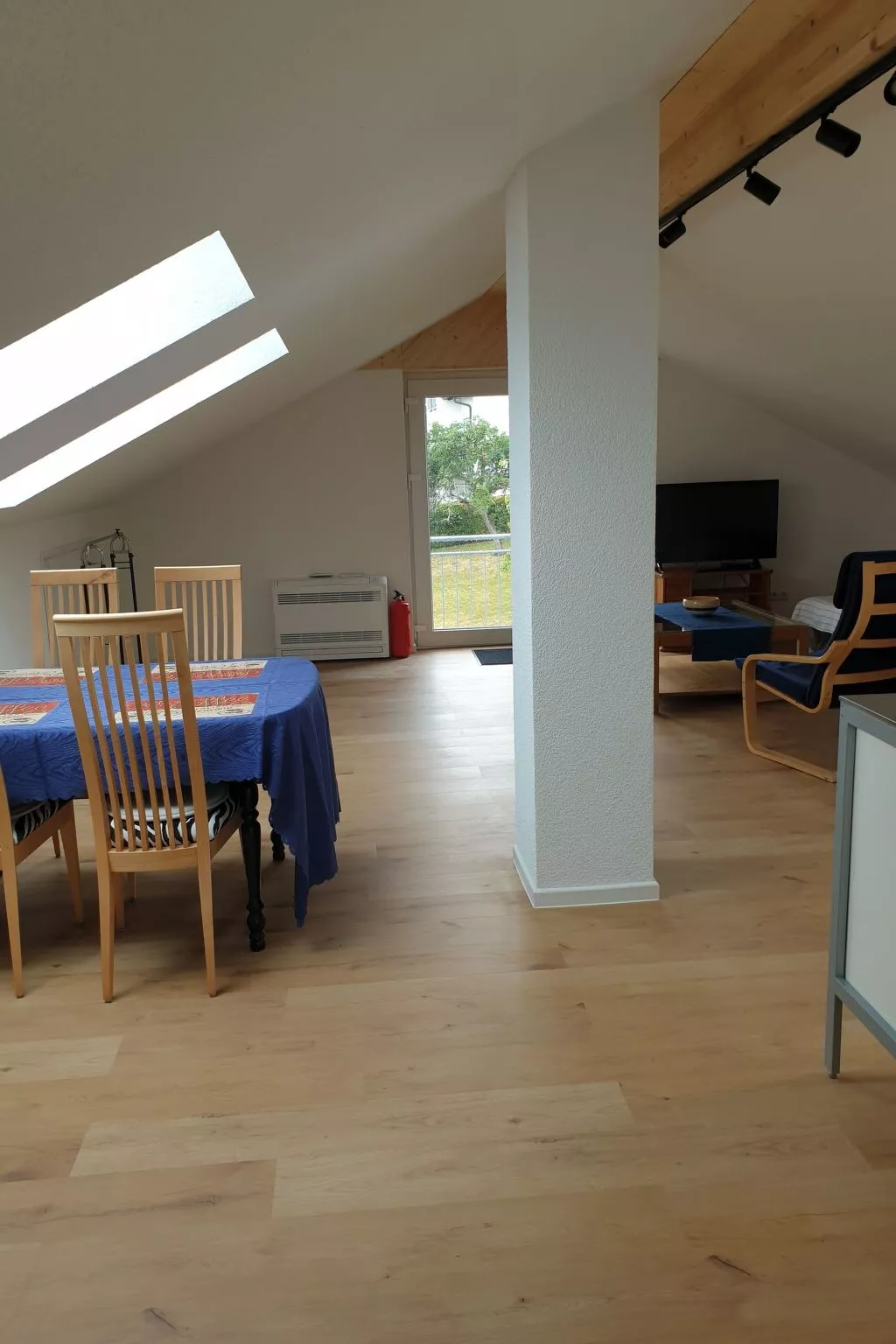 Renovierte Wohnung-Drinnen