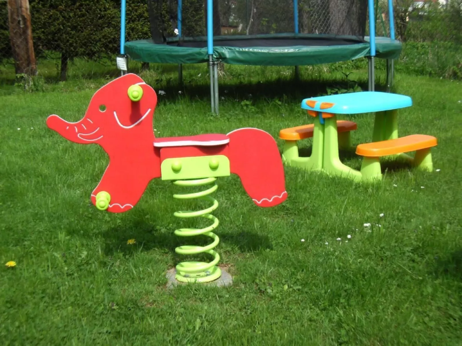 Haus im Grünen-Dehors