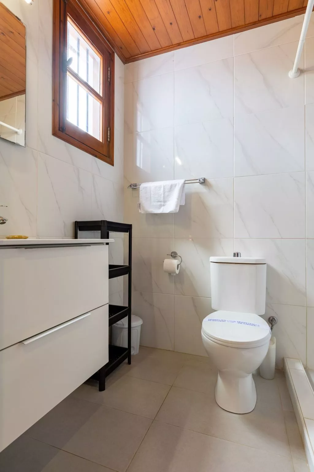 Schönes Ferienhaus mit Balkon in Polis Chrysochous-Inside