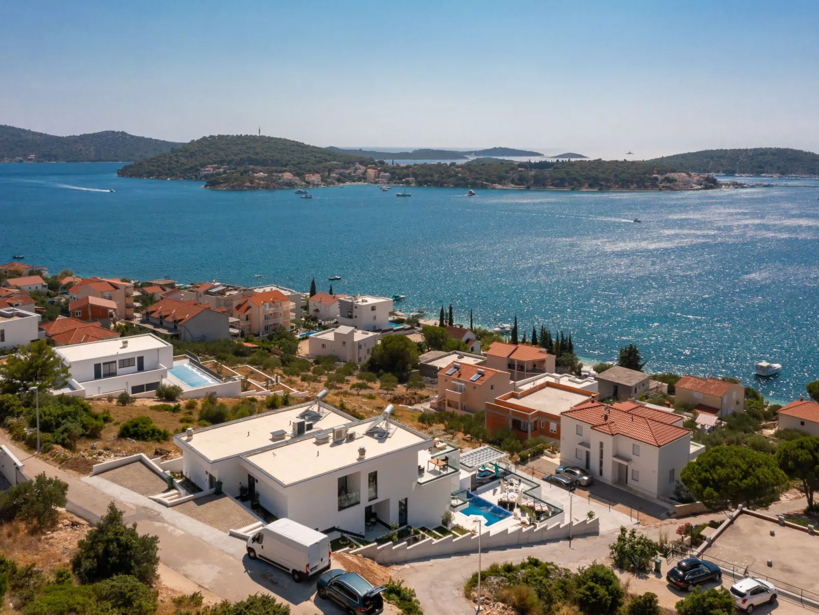 In Dvornica mit Privatem Pool-Outside