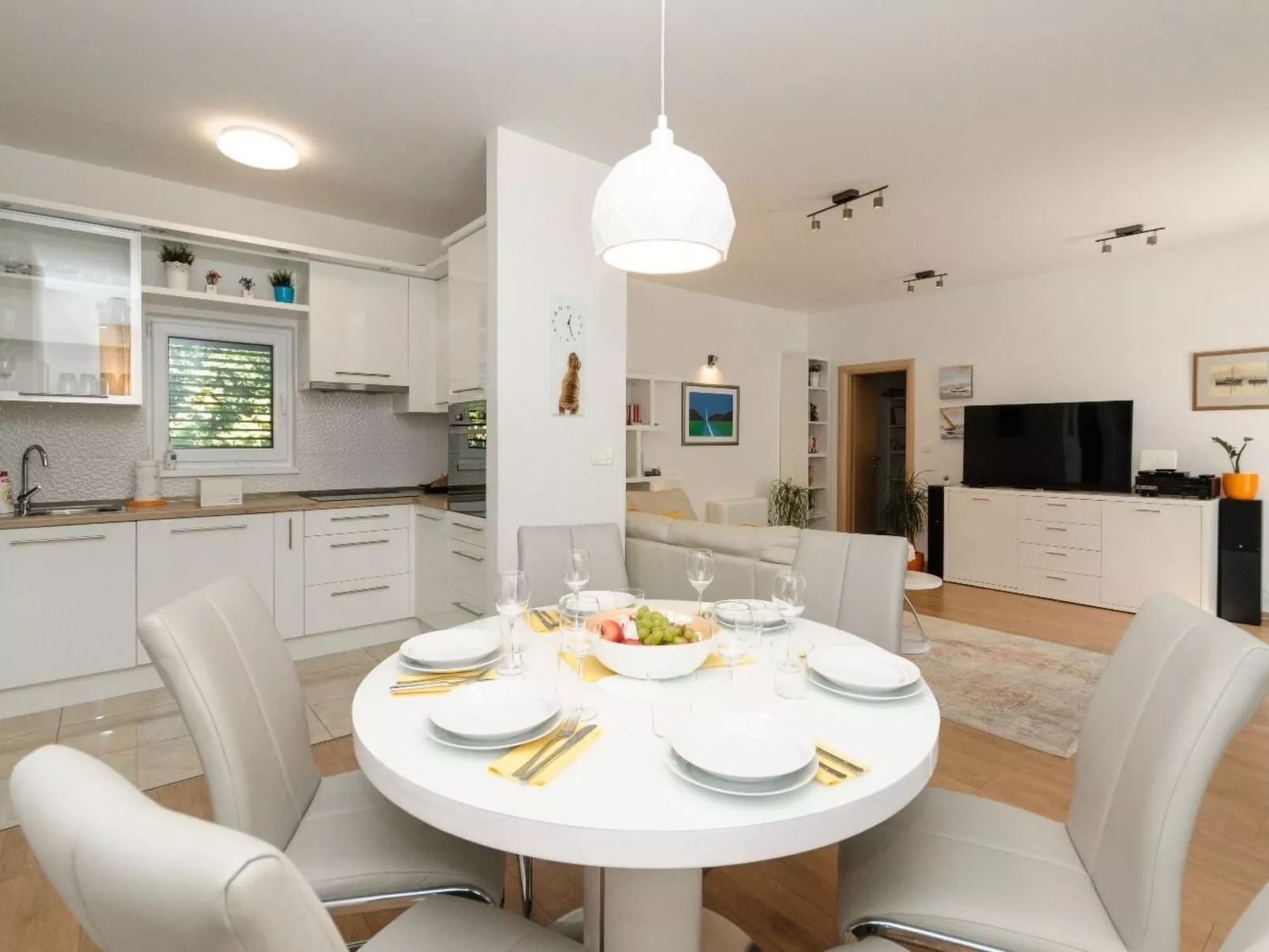 Villa Marta Trogir für 10 Personen in Plano-Image-tags.info