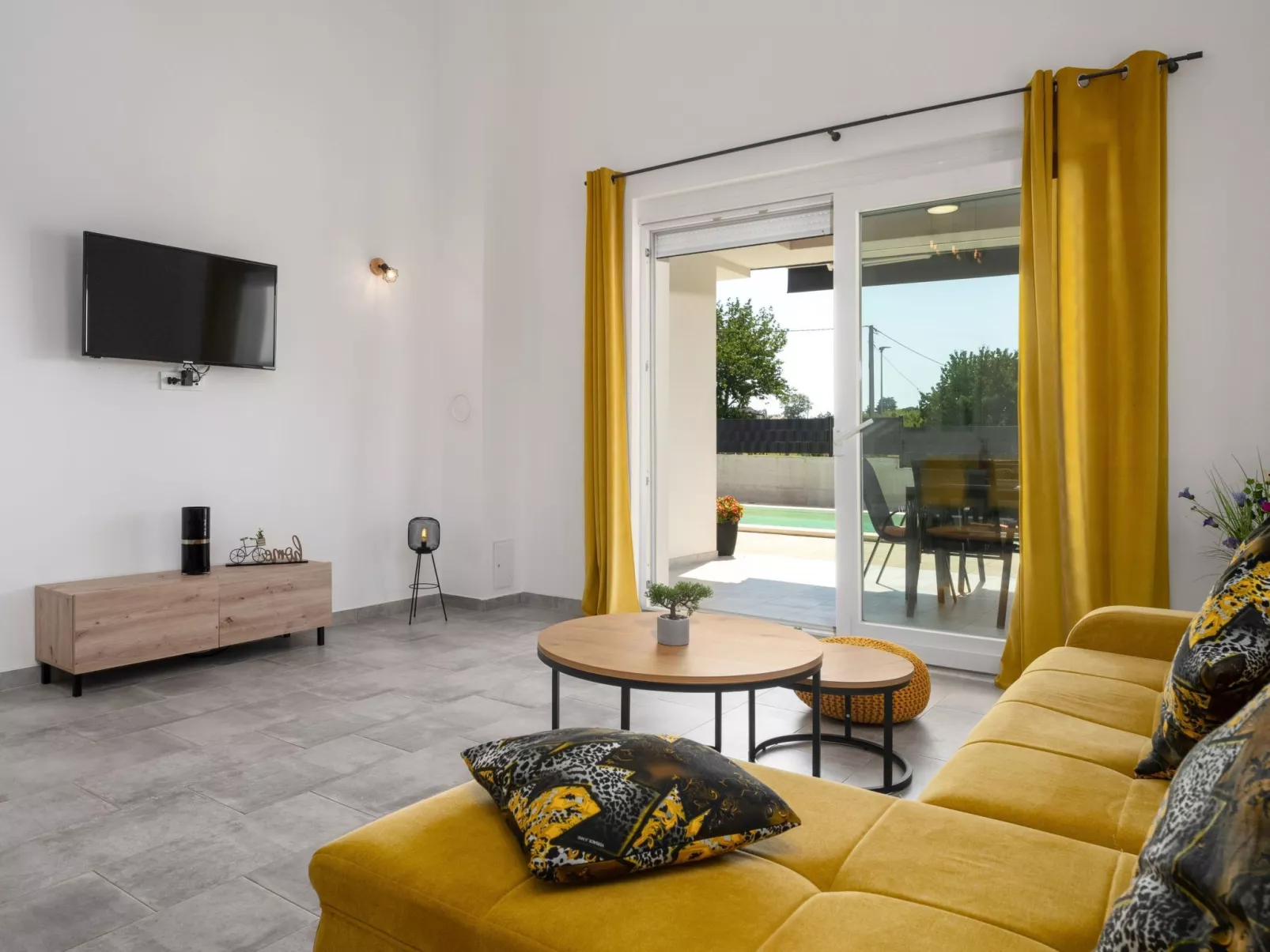 Villa mit privatem Pool in einer ruhigen Gegend gelegen-Inside