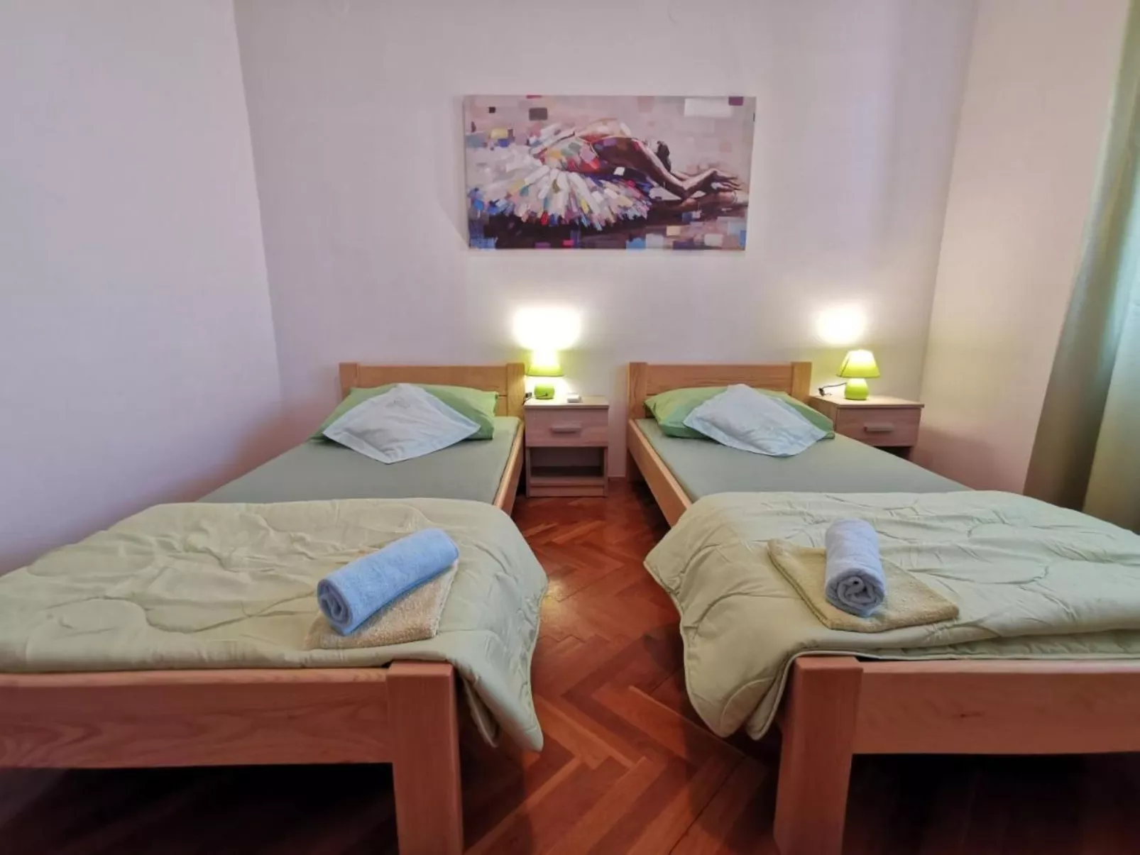 Ferienvilla mit eigenem Garten und Grill-Image-tags.info