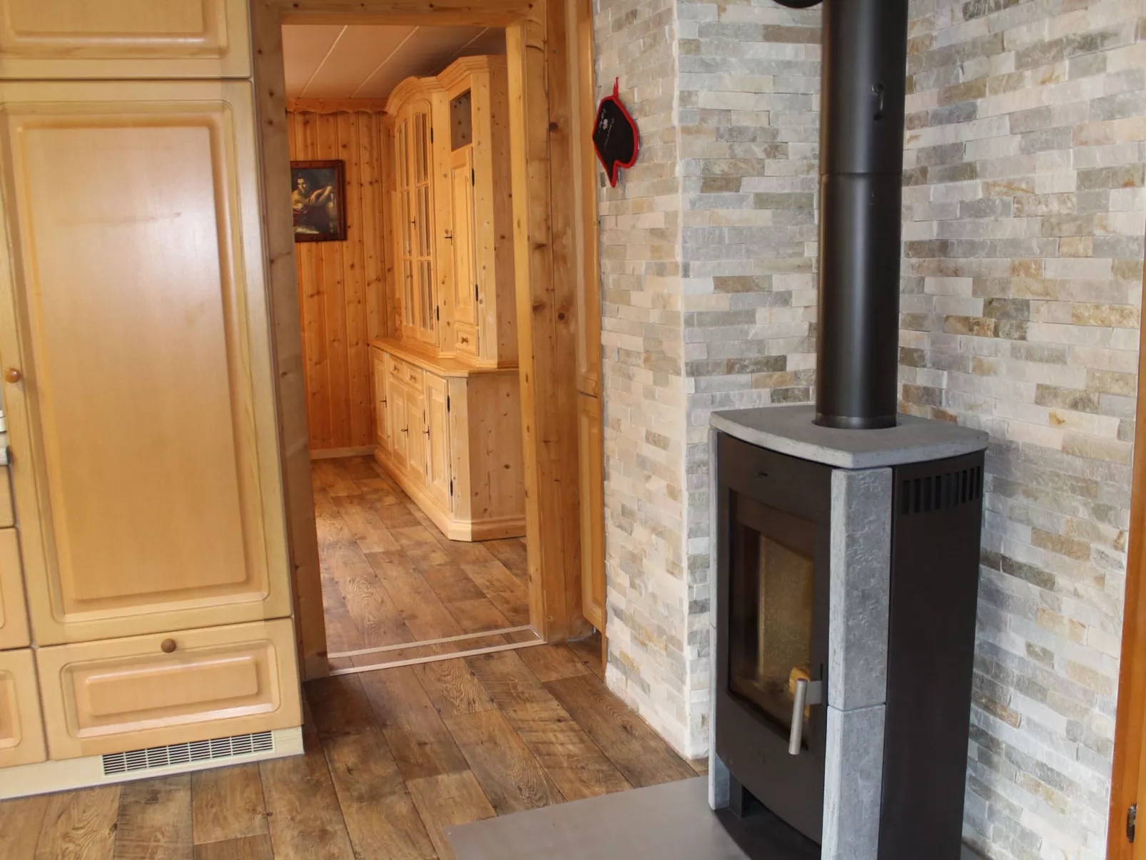 Mit Kaminofen, Fitnessraum und Sauna-Image-tags.info