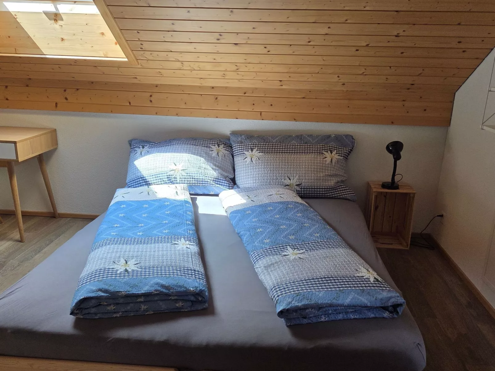 Rothornblick-Drinnen