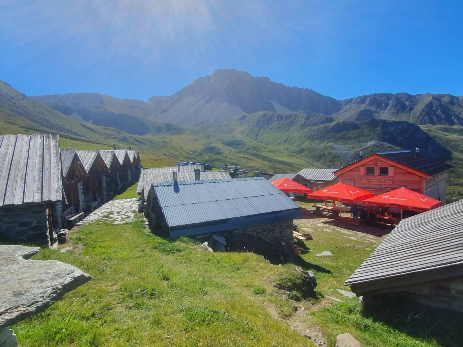 Typische Wohnung Le Ver Luisant. Val d'Hérens-Outside