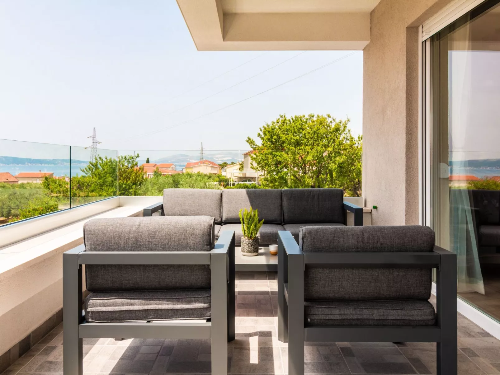 Villa Olea- Pool, Grill, Nähe Flughafen Split-Inside