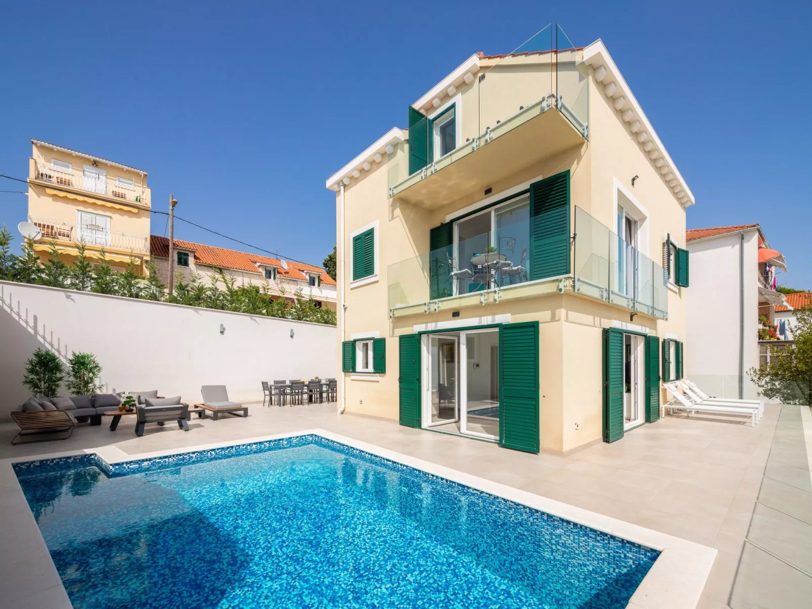 Epetium Beach Villa-Draußen