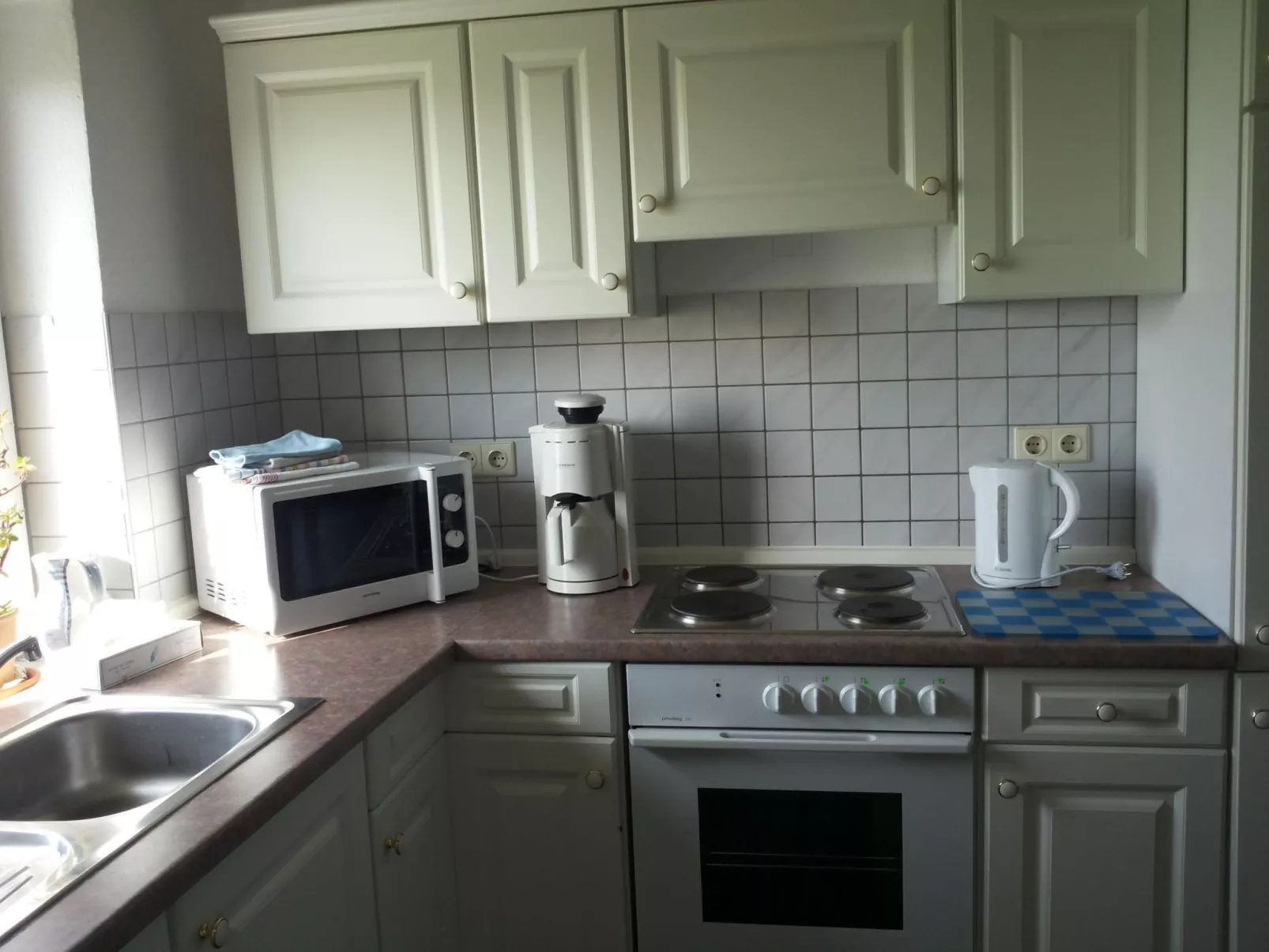 Nice Holidays-Inside