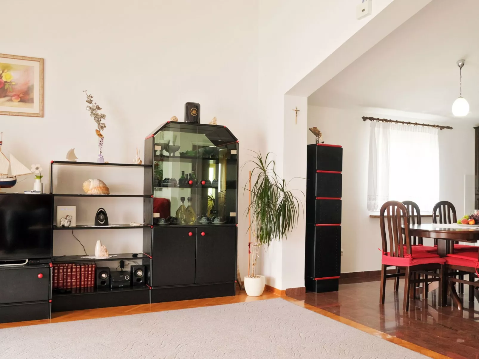 Große Ferienwohnung in Duće mit Privatem Balkon und Meerblick-Inside