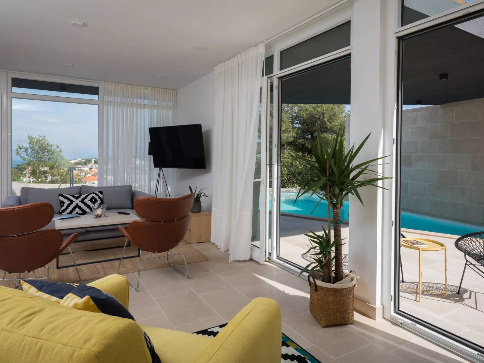 Semper Vivum Villa-Image-tags.info