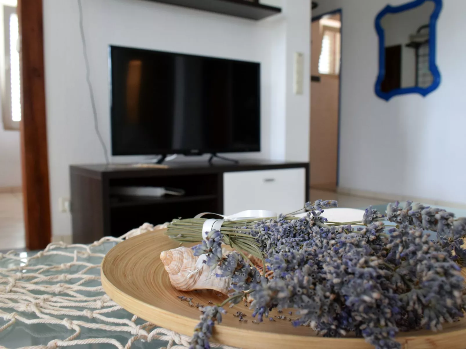 Für sechs Personen mit Terrasse im Erdgeschoss gelegen-Inside