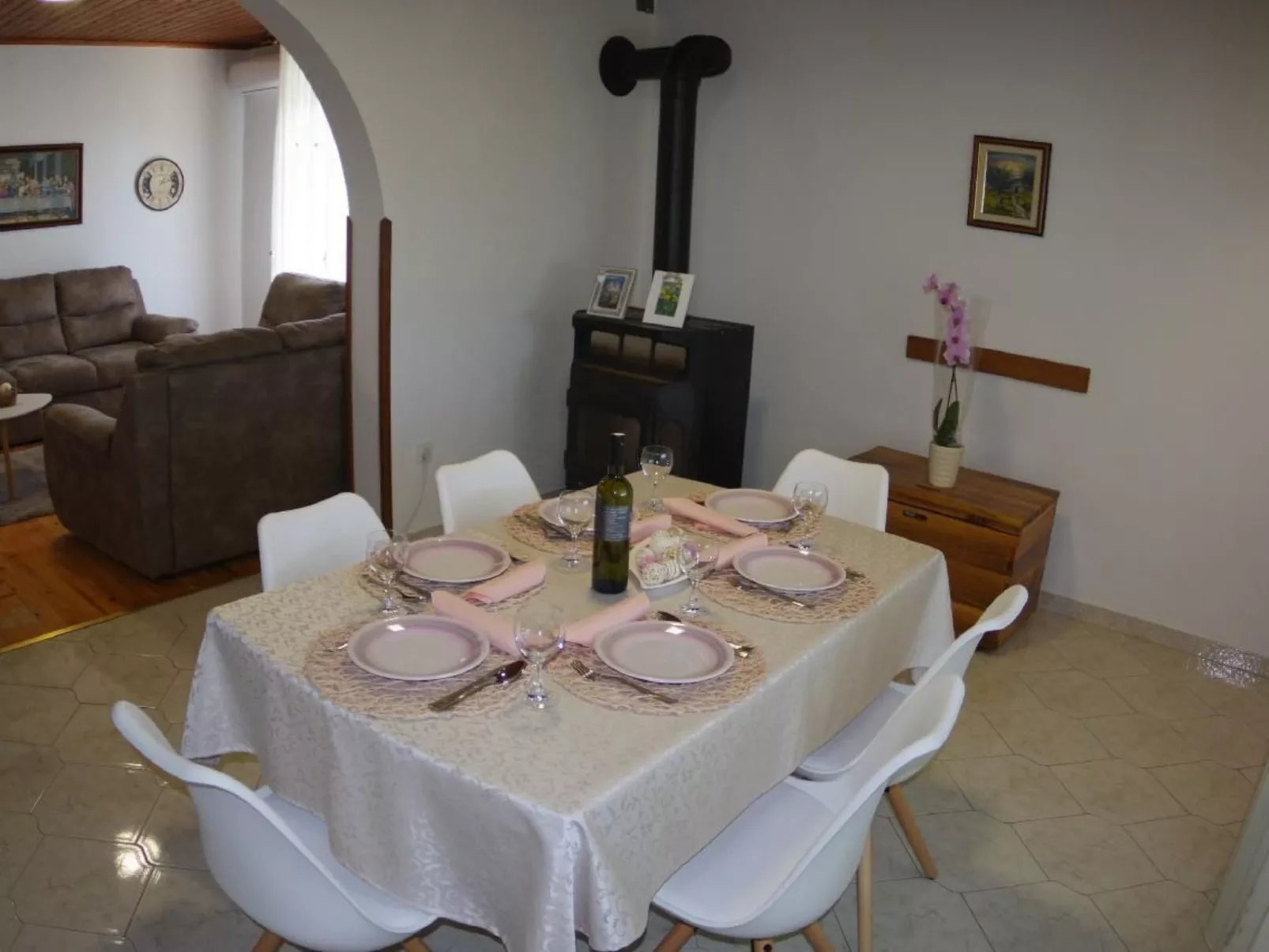 Wohnung mit privatem Pool und herrlicher Aussicht-Inside