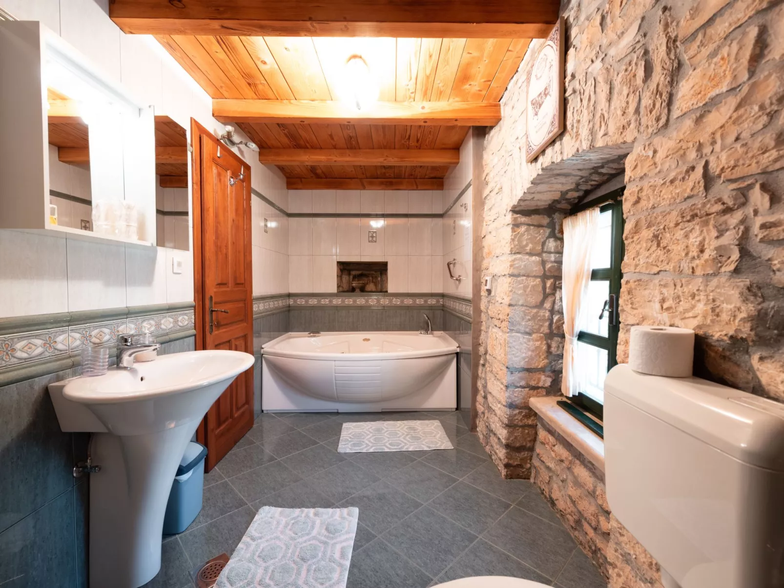 In Krculi mit Privatem Pool-Drinnen