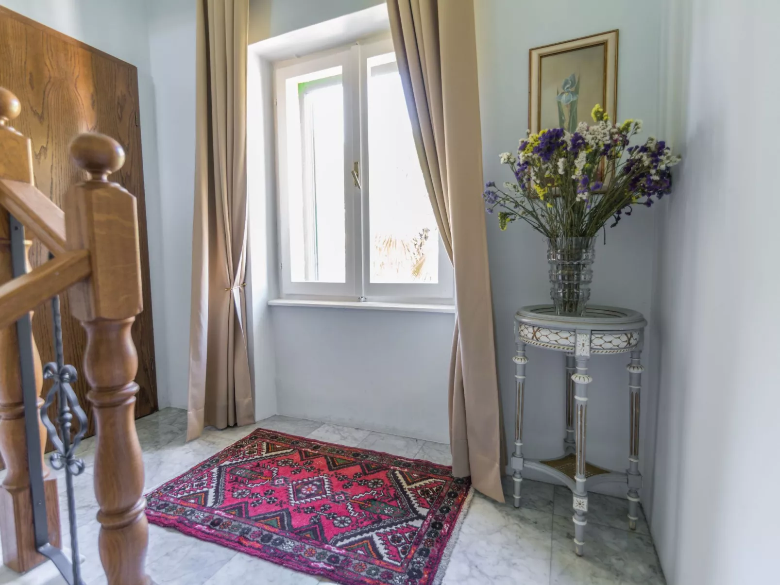 "Penthouse" mit Blick auf das Wasser-Drinnen