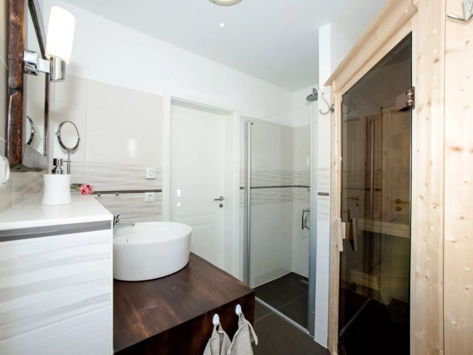 In Ummanz mit Sauna, Garten und Grill-Image-tags.info