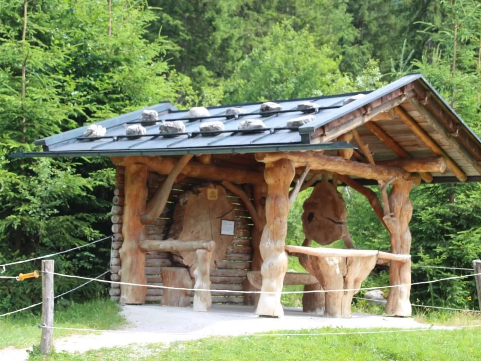 Mit Blick auf das Wasser-Outside