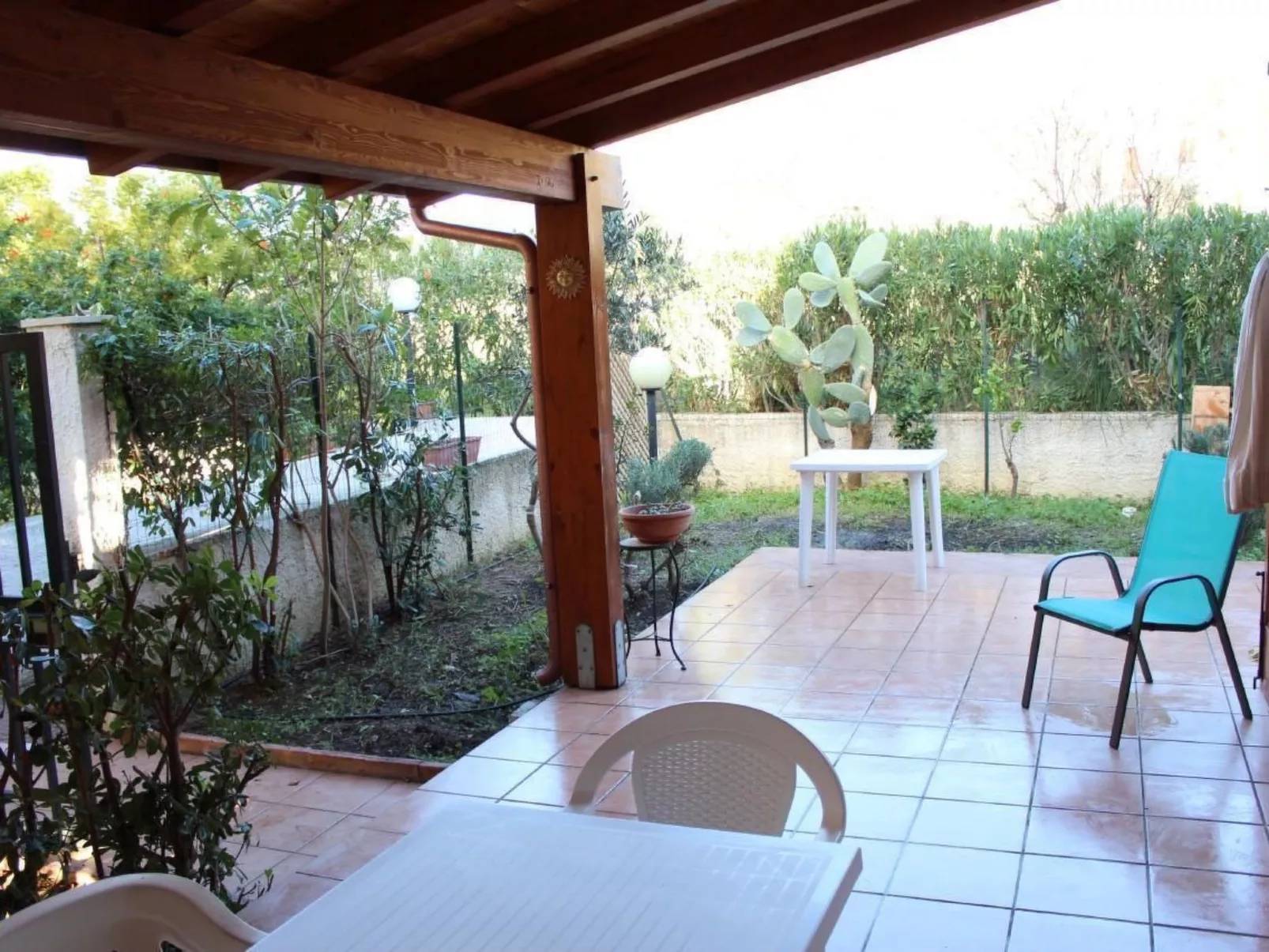 Mandarino Makari Ferienhaus 500 m vom Meer-Outside