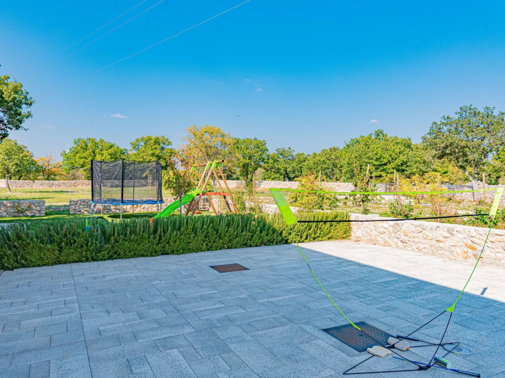 Villa Romansa mit Sauna und Whirlpool in Siritovci-Image-tags.info