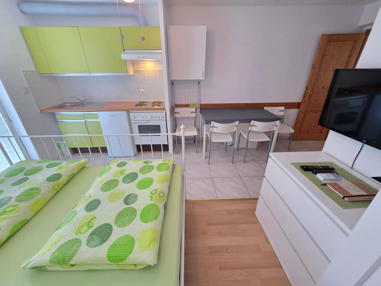 Wohnung für 4 Personen, 150m vom Strand entfernt-Inside