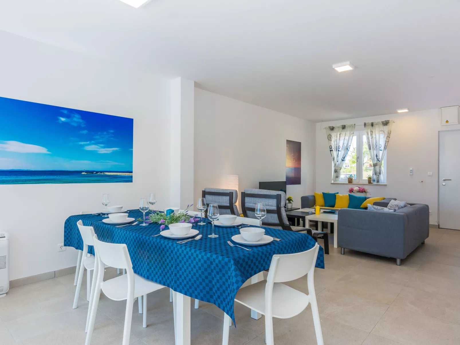 Ferienvilla "Miri Orchid" mit privatem Pool-Dedans