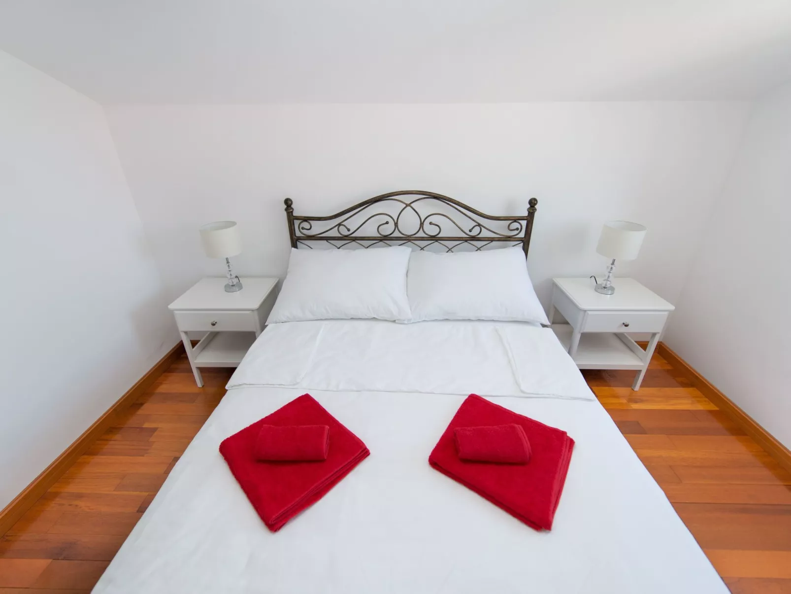 Wohnung für 4 Personen mit Whirlpool und Schwimmbad-Drinnen