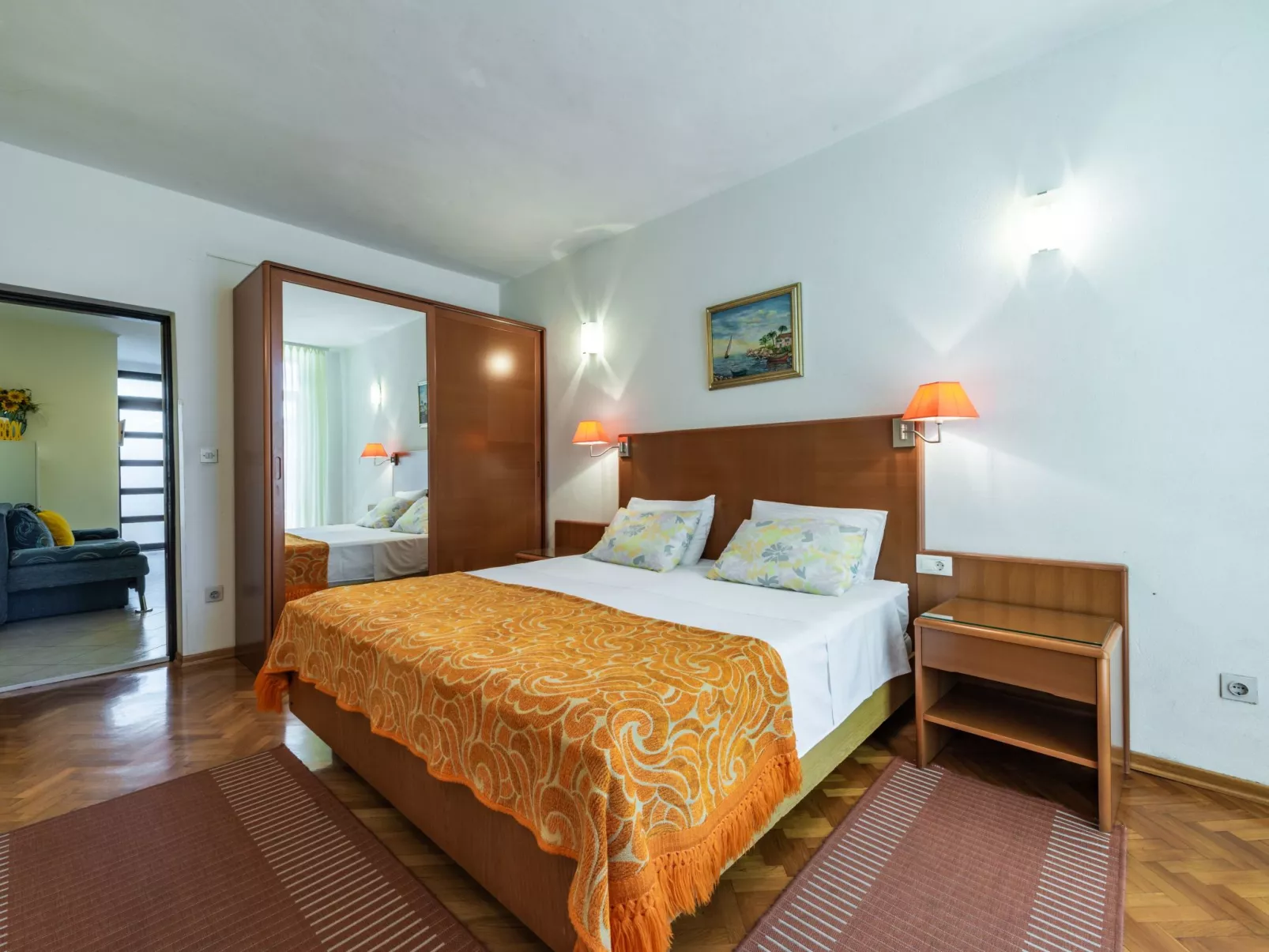 Geräumige Ferienwohnung mit eigener Terrasse-Drinnen