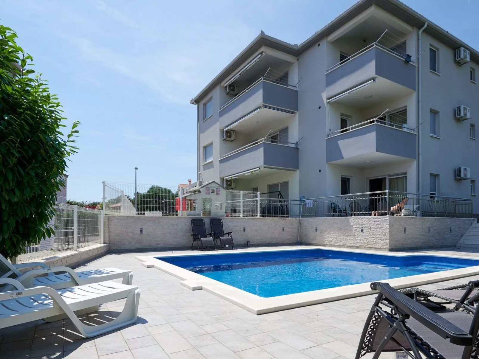 Appartement Adria mit Meerblick und Gemeinschaftspool-Outside