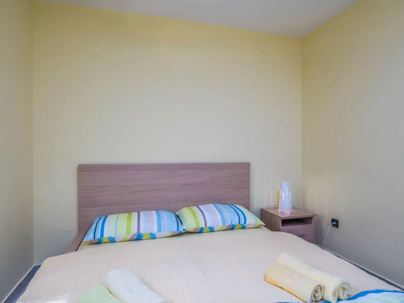 Mit Klimaanlage und Balkon-Drinnen