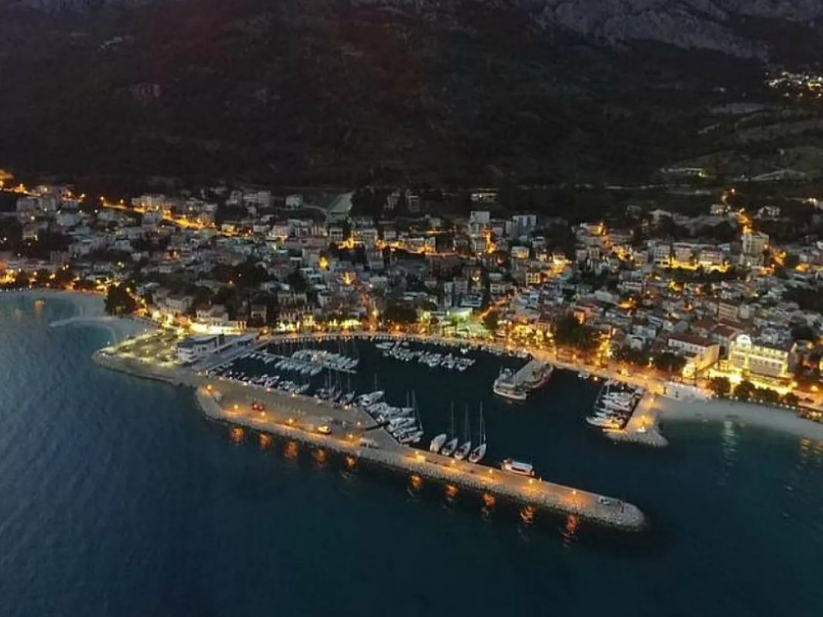 Appartement in Baška Voda-Draußen