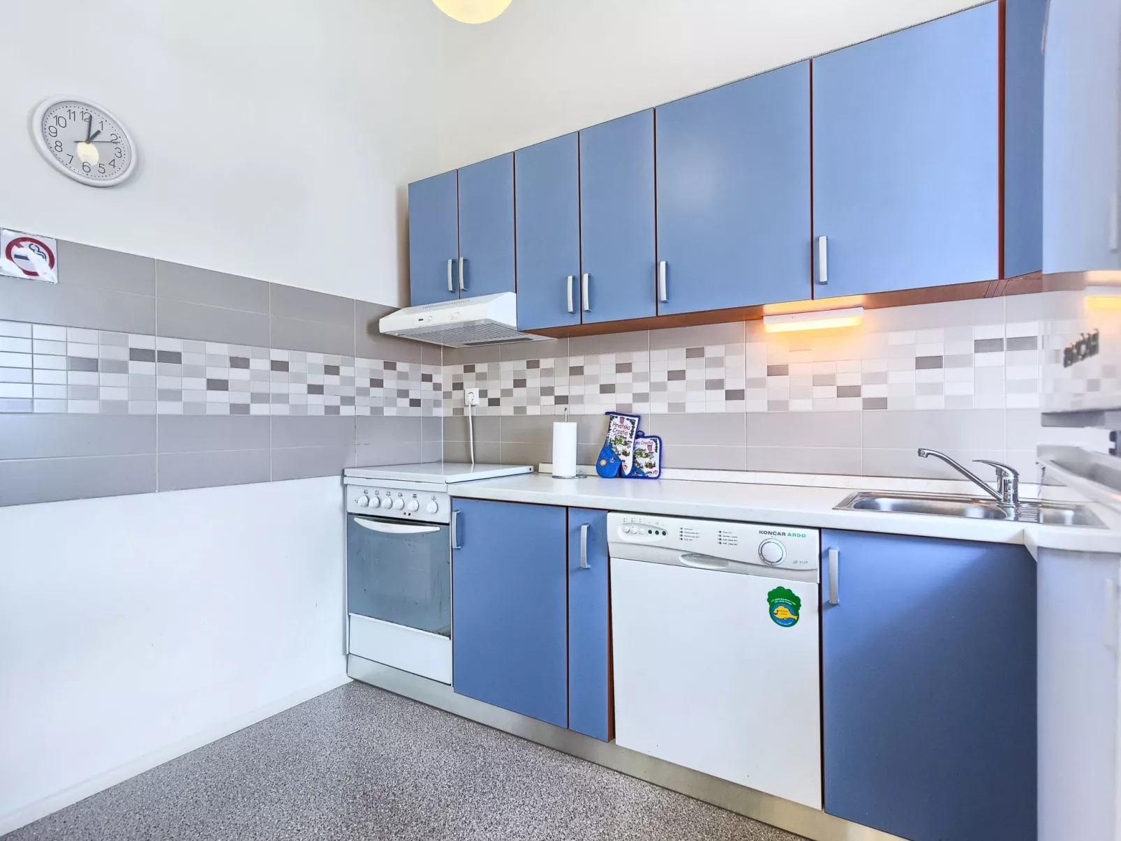 Sonnenuntergang "Wohnung K. Lukšić"-Dedans