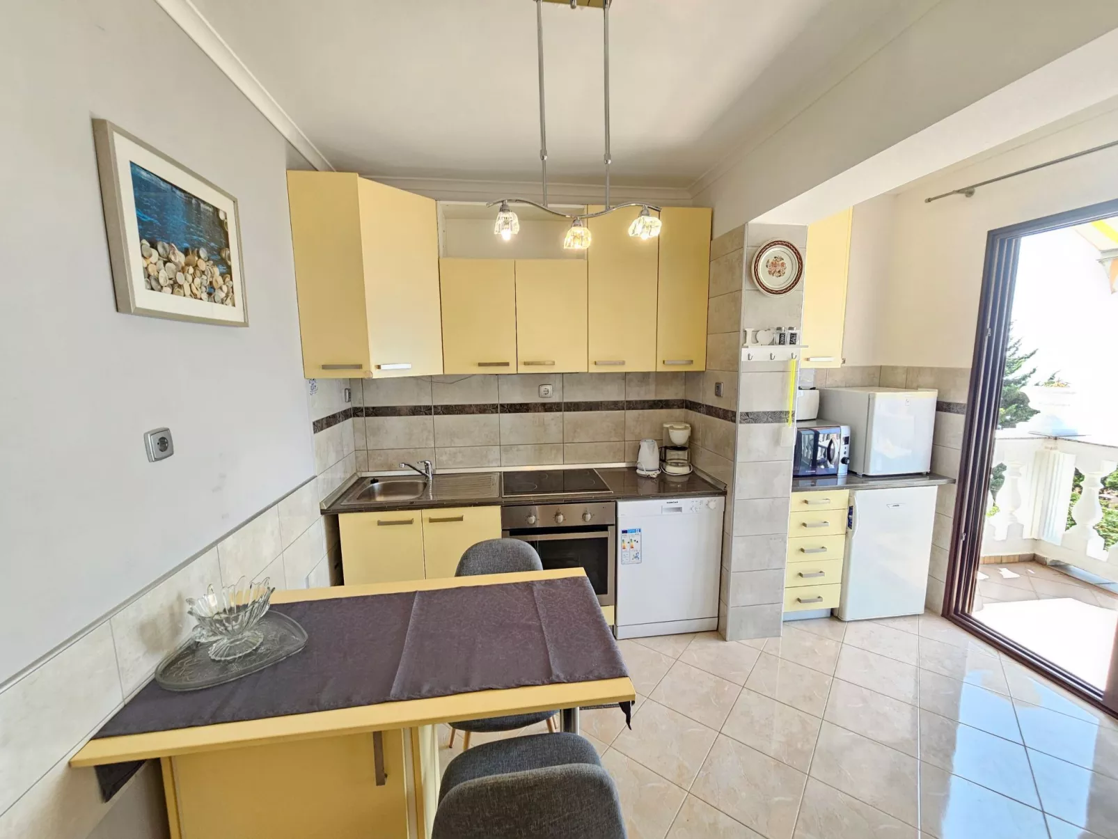 Wohnung für 2 Pers. mit Balkon-Drinnen