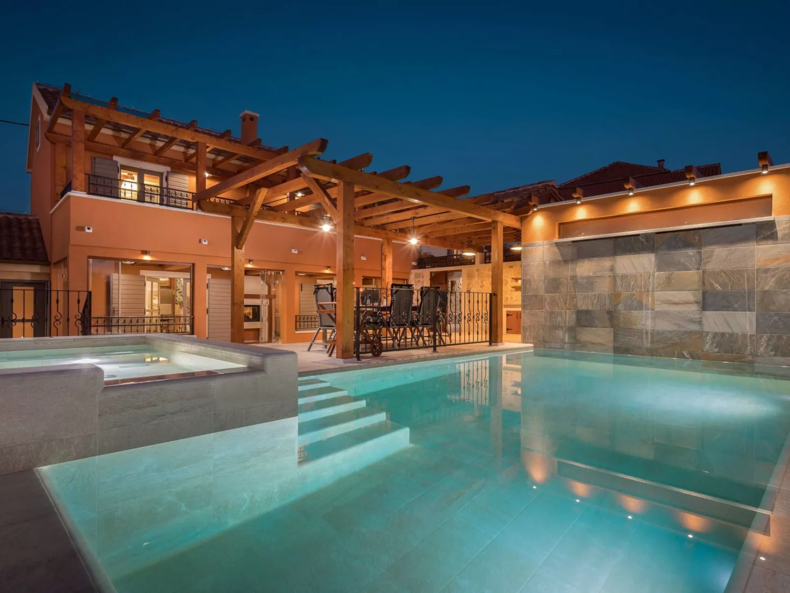 Die Höfe der Villa Ivan-Dehors