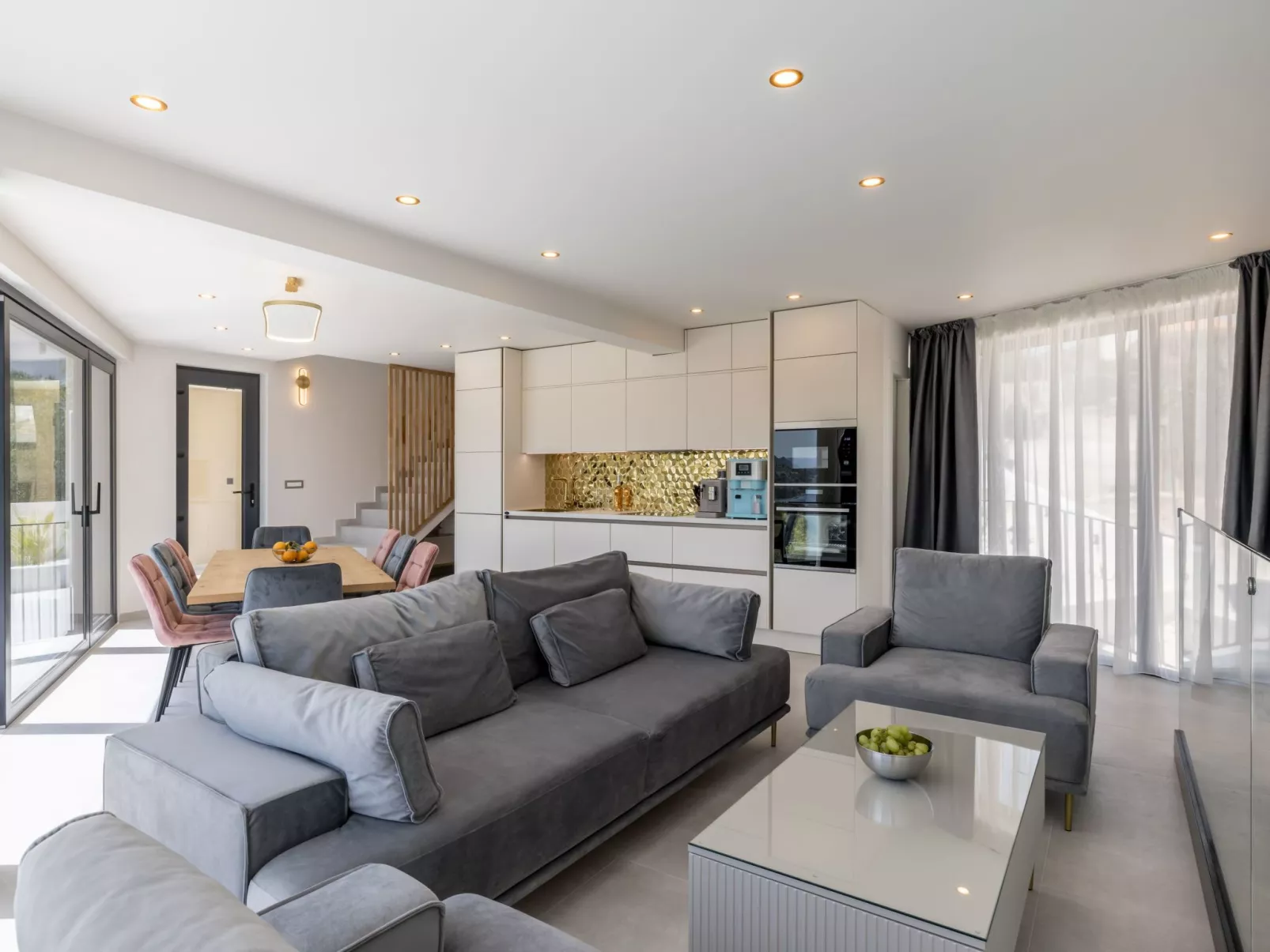 Mar Escape Villa mit Pool und Meerblick Kroatien-Drinnen