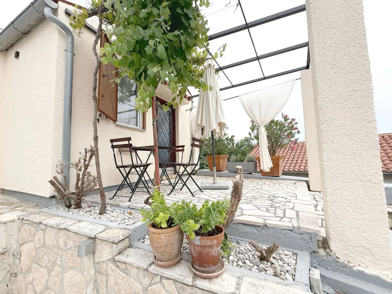 LacoDeLama mini resort - Wohnung Pina mit Pool-Image-tags.info