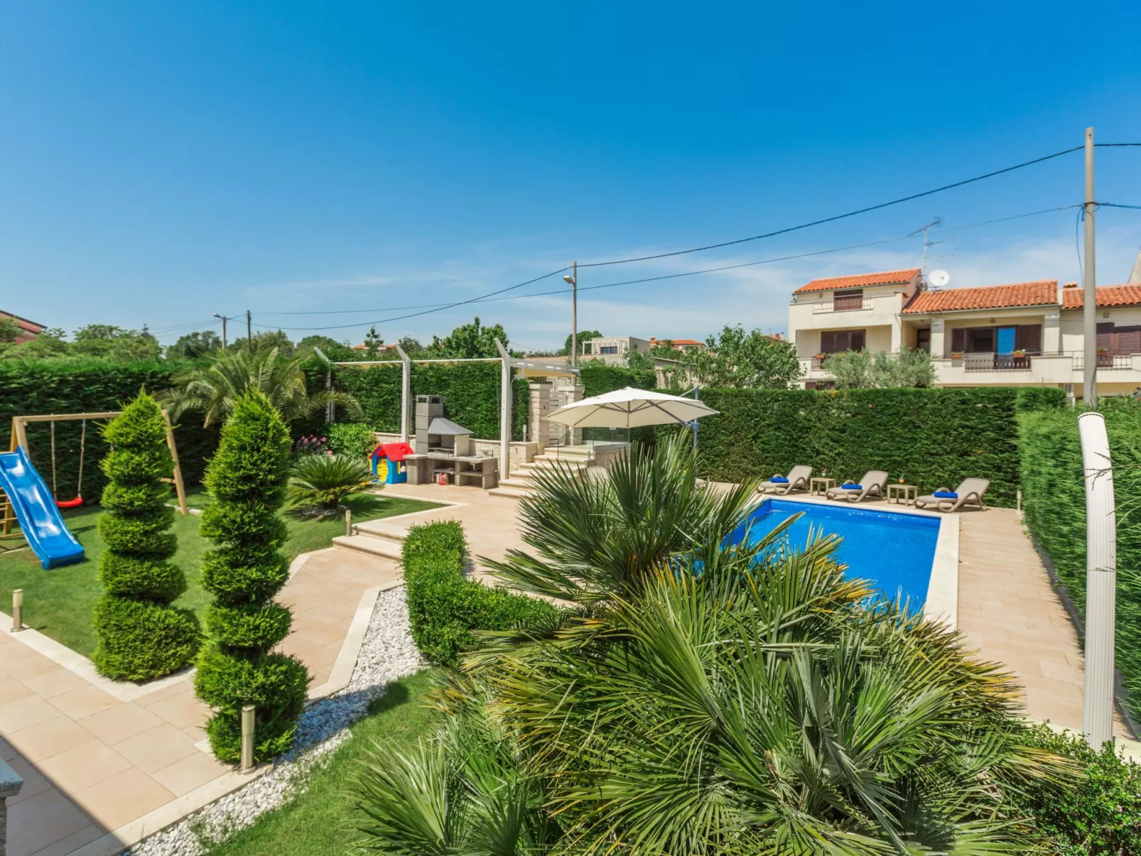 Villa Anabel bei Porec mit Pool, Jacuzzi und Sauna-Outside